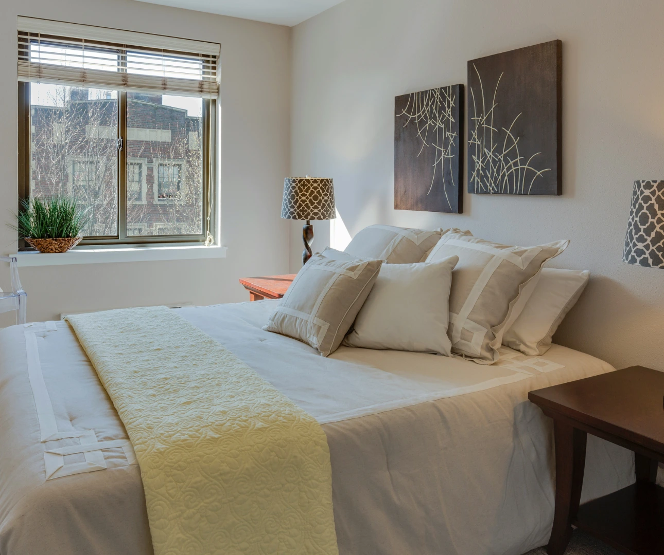 First-Time Airbnb Host Guide: Set Up for 5-Star Success